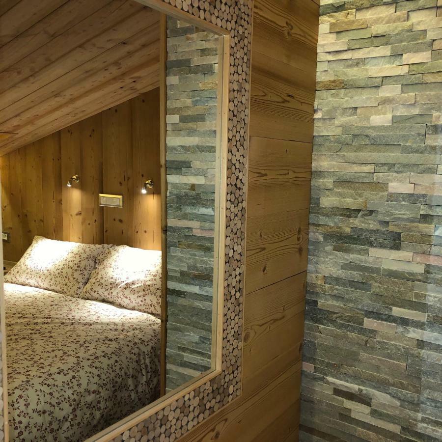 Le Joli Nid Apartment เลส์เดอซาลป์ ภายนอก รูปภาพ